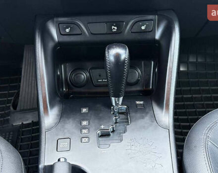 Коричневый Хендай их35, объемом двигателя 2 л и пробегом 216 тыс. км за 13900 $, фото 19 на Automoto.ua