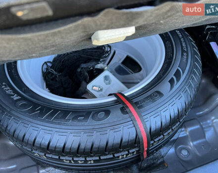 Коричневый Хендай их35, объемом двигателя 2 л и пробегом 184 тыс. км за 16450 $, фото 8 на Automoto.ua