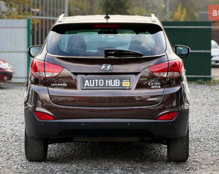 Коричневый Хендай их35, объемом двигателя 2 л и пробегом 216 тыс. км за 13900 $, фото 9 на Automoto.ua