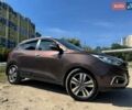 Коричневый Хендай их35, объемом двигателя 2 л и пробегом 175 тыс. км за 14970 $, фото 2 на Automoto.ua