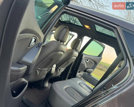 Коричневий Хендай іх35, об'ємом двигуна 2 л та пробігом 176 тис. км за 14500 $, фото 85 на Automoto.ua