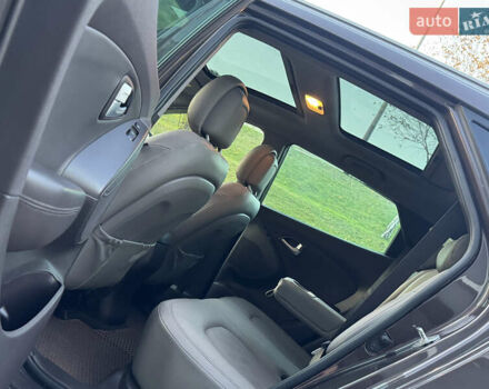 Коричневий Хендай іх35, об'ємом двигуна 2 л та пробігом 176 тис. км за 14500 $, фото 30 на Automoto.ua