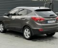 Коричневый Хендай их35, объемом двигателя 2 л и пробегом 150 тыс. км за 12400 $, фото 3 на Automoto.ua