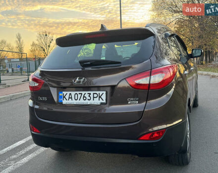 Коричневий Хендай іх35, об'ємом двигуна 2 л та пробігом 176 тис. км за 14500 $, фото 14 на Automoto.ua