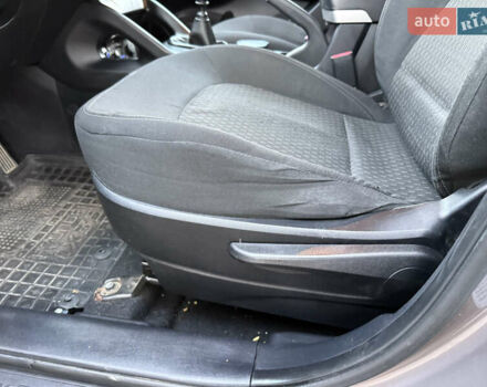 Хендай их35 2013 в Стрые на Automoto.ua Коричневый Хендай их35, объемом двигателя 1.7 л и пробегом 218 тыс. км за 12700 $, фото 35 на Automoto.ua