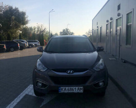 Коричневий Хендай іх35, об'ємом двигуна 2 л та пробігом 191 тис. км за 12500 $, фото 1 на Automoto.ua