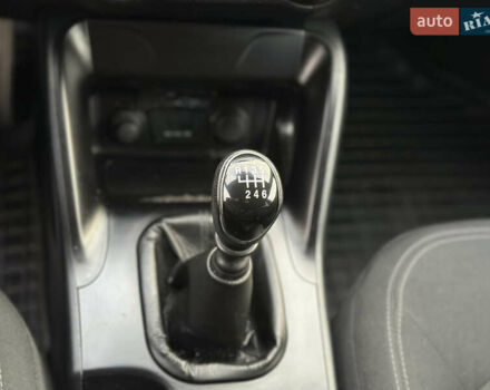 Коричневый Хендай их35, объемом двигателя 1.7 л и пробегом 217 тыс. км за 12499 $, фото 31 на Automoto.ua