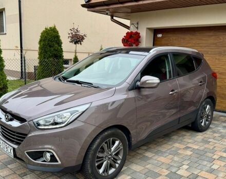 Коричневый Хендай их35, объемом двигателя 1.6 л и пробегом 144 тыс. км за 8800 $, фото 1 на Automoto.ua