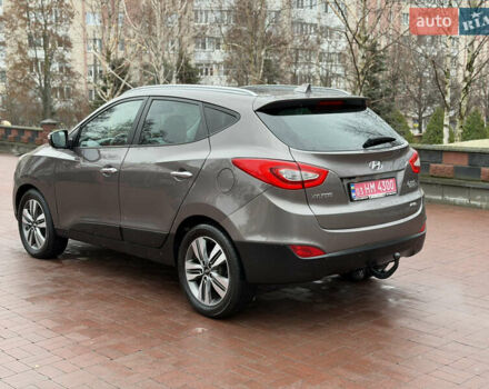 Коричневий Хендай іх35, об'ємом двигуна 2 л та пробігом 230 тис. км за 14300 $, фото 72 на Automoto.ua