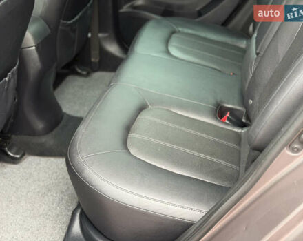 Коричневий Хендай іх35, об'ємом двигуна 2 л та пробігом 230 тис. км за 14300 $, фото 33 на Automoto.ua