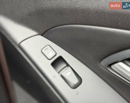 Коричневий Хендай іх35, об'ємом двигуна 2 л та пробігом 230 тис. км за 14300 $, фото 31 на Automoto.ua