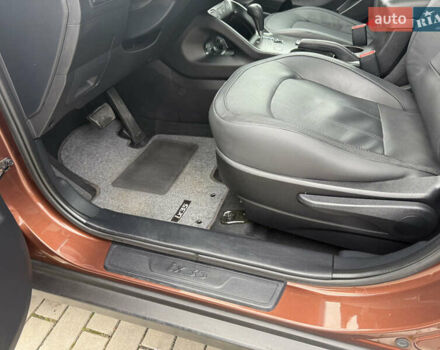 Коричневий Хендай іх35, об'ємом двигуна 2 л та пробігом 211 тис. км за 17400 $, фото 102 на Automoto.ua