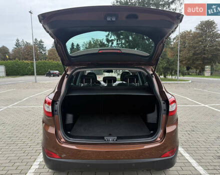 Коричневий Хендай іх35, об'ємом двигуна 2 л та пробігом 211 тис. км за 17400 $, фото 47 на Automoto.ua