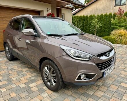 Коричневый Хендай их35, объемом двигателя 1.6 л и пробегом 144 тыс. км за 8800 $, фото 7 на Automoto.ua