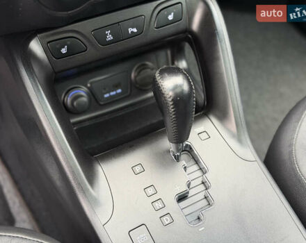 Коричневий Хендай іх35, об'ємом двигуна 2 л та пробігом 230 тис. км за 14300 $, фото 41 на Automoto.ua