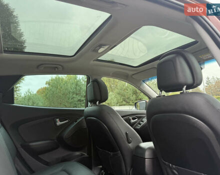 Коричневий Хендай іх35, об'ємом двигуна 2 л та пробігом 211 тис. км за 17400 $, фото 2 на Automoto.ua