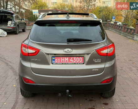 Коричневий Хендай іх35, об'ємом двигуна 2 л та пробігом 230 тис. км за 15300 $, фото 78 на Automoto.ua