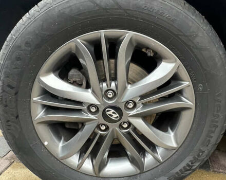 Коричневый Хендай их35, объемом двигателя 2 л и пробегом 223 тыс. км за 14500 $, фото 62 на Automoto.ua