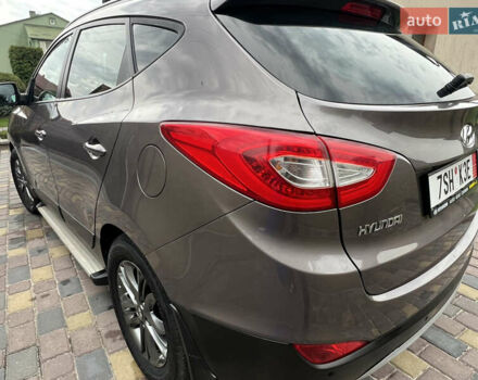 Коричневый Хендай их35, объемом двигателя 2 л и пробегом 223 тыс. км за 14500 $, фото 36 на Automoto.ua