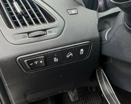 Коричневый Хендай их35, объемом двигателя 2 л и пробегом 223 тыс. км за 14500 $, фото 57 на Automoto.ua