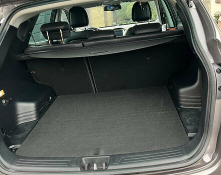 Коричневый Хендай их35, объемом двигателя 2 л и пробегом 223 тыс. км за 14500 $, фото 69 на Automoto.ua