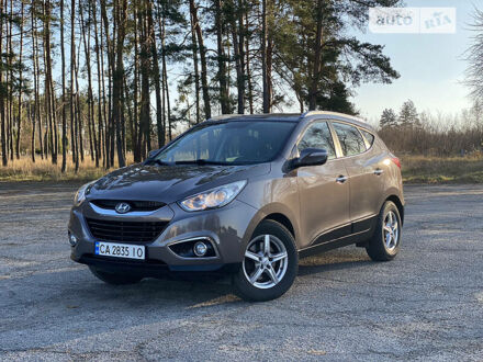 Хендай іх35 2012 у Звенигородка на Automoto.ua Коричневий Хендай іх35, об'ємом двигуна 2 л та пробігом 270 тис. км за 14000 $, фото 1 на Automoto.ua