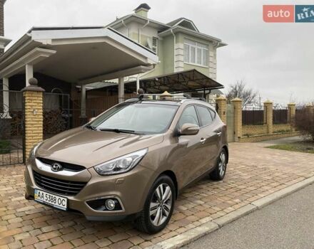 Коричневий Хендай іх35, об'ємом двигуна 2 л та пробігом 63 тис. км за 16000 $, фото 1 на Automoto.ua