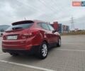 Красный Хендай их35, объемом двигателя 2 л и пробегом 238 тыс. км за 10800 $, фото 4 на Automoto.ua