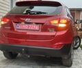 Красный Хендай их35, объемом двигателя 0 л и пробегом 240 тыс. км за 10700 $, фото 5 на Automoto.ua