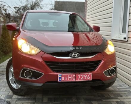 Красный Хендай их35, объемом двигателя 0 л и пробегом 240 тыс. км за 10700 $, фото 10 на Automoto.ua