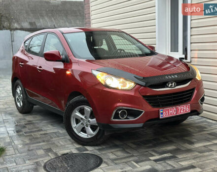 Червоний Хендай іх35, об'ємом двигуна 1.7 л та пробігом 240 тис. км за 10700 $, фото 4 на Automoto.ua