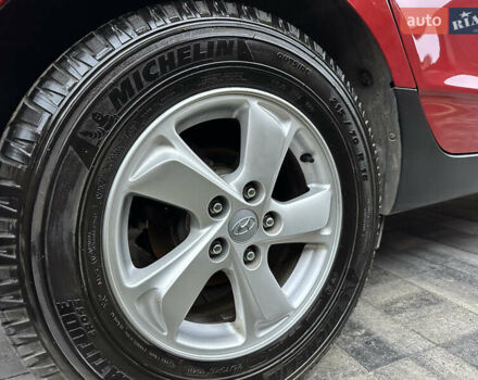 Червоний Хендай іх35, об'ємом двигуна 1.7 л та пробігом 240 тис. км за 10700 $, фото 19 на Automoto.ua