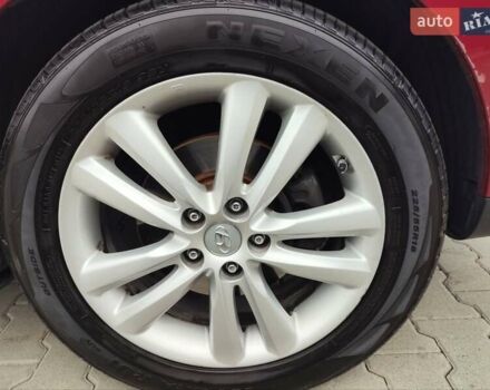 Красный Хендай их35, объемом двигателя 2 л и пробегом 238 тыс. км за 10800 $, фото 34 на Automoto.ua