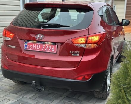 Красный Хендай их35, объемом двигателя 0 л и пробегом 240 тыс. км за 10700 $, фото 8 на Automoto.ua