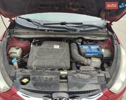 Красный Хендай их35, объемом двигателя 2 л и пробегом 238 тыс. км за 10800 $, фото 21 на Automoto.ua