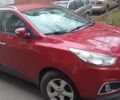 Красный Хендай их35, объемом двигателя 2 л и пробегом 213 тыс. км за 13100 $, фото 1 на Automoto.ua