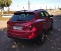 Красный Хендай их35, объемом двигателя 2 л и пробегом 212 тыс. км за 14700 $, фото 3 на Automoto.ua