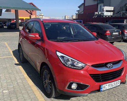 Красный Хендай их35, объемом двигателя 2 л и пробегом 115 тыс. км за 13400 $, фото 9 на Automoto.ua