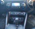 Красный Хендай их35, объемом двигателя 2 л и пробегом 214 тыс. км за 14000 $, фото 8 на Automoto.ua