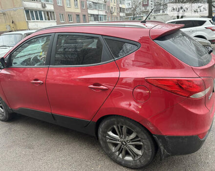 Червоний Хендай іх35, об'ємом двигуна 2 л та пробігом 71 тис. км за 13300 $, фото 8 на Automoto.ua