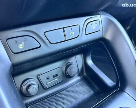 Хендай их35, объемом двигателя 2 л и пробегом 243 тыс. км за 10000 $, фото 23 на Automoto.ua