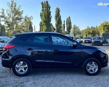 Хендай их35, объемом двигателя 2 л и пробегом 243 тыс. км за 10000 $, фото 3 на Automoto.ua