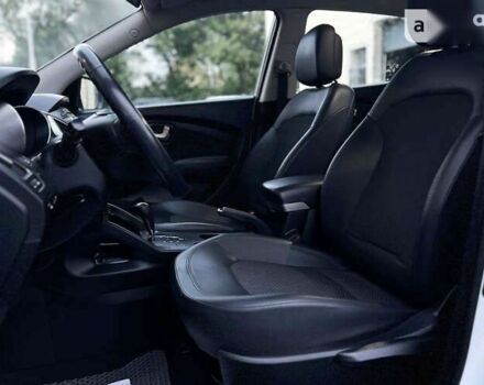 Хендай их35, объемом двигателя 2 л и пробегом 270 тыс. км за 12900 $, фото 6 на Automoto.ua