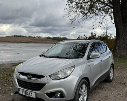 Хендай их35, объемом двигателя 2 л и пробегом 244 тыс. км за 10450 $, фото 2 на Automoto.ua