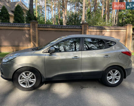 Хендай их35, объемом двигателя 2 л и пробегом 176 тыс. км за 11750 $, фото 1 на Automoto.ua