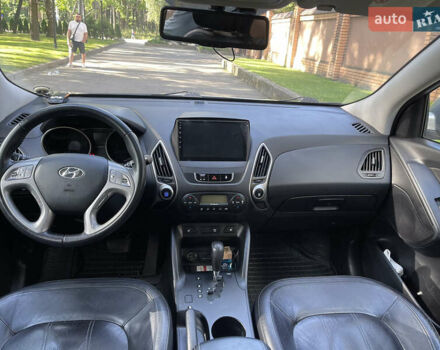 Хендай их35, объемом двигателя 2 л и пробегом 176 тыс. км за 11750 $, фото 2 на Automoto.ua