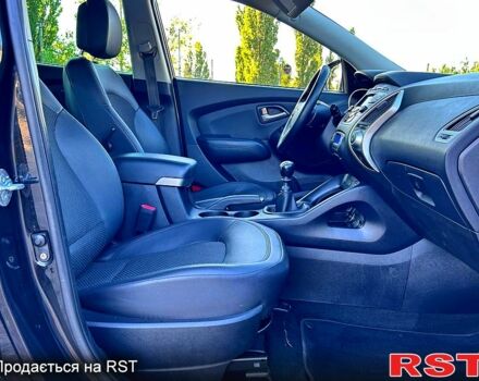 Хендай іх35, об'ємом двигуна 2 л та пробігом 243 тис. км за 10000 $, фото 8 на Automoto.ua