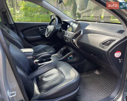 Хендай их35, объемом двигателя 2 л и пробегом 176 тыс. км за 11750 $, фото 4 на Automoto.ua