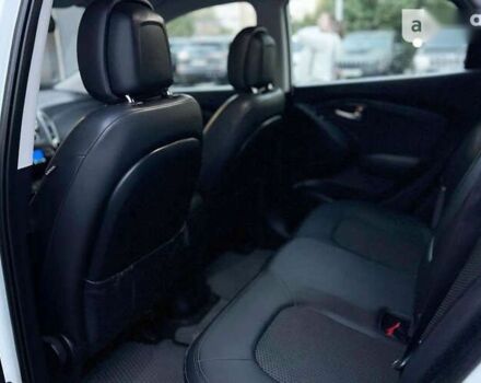 Хендай их35, объемом двигателя 2 л и пробегом 270 тыс. км за 12900 $, фото 14 на Automoto.ua