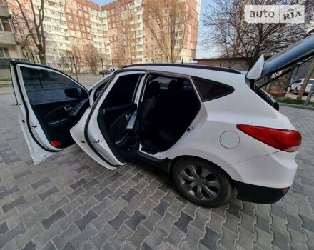 Хендай іх35, об'ємом двигуна 2 л та пробігом 150 тис. км за 9600 $, фото 10 на Automoto.ua